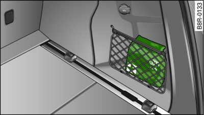 Luggage compartment, right side: First-aid kit